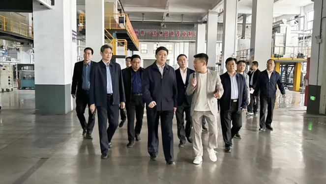 临沂市委隽新阳莅临杏彩网站体育
科技集团调研指导工作